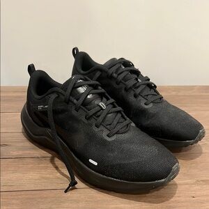 Nike Men's Black Athletic Shoes Size 12